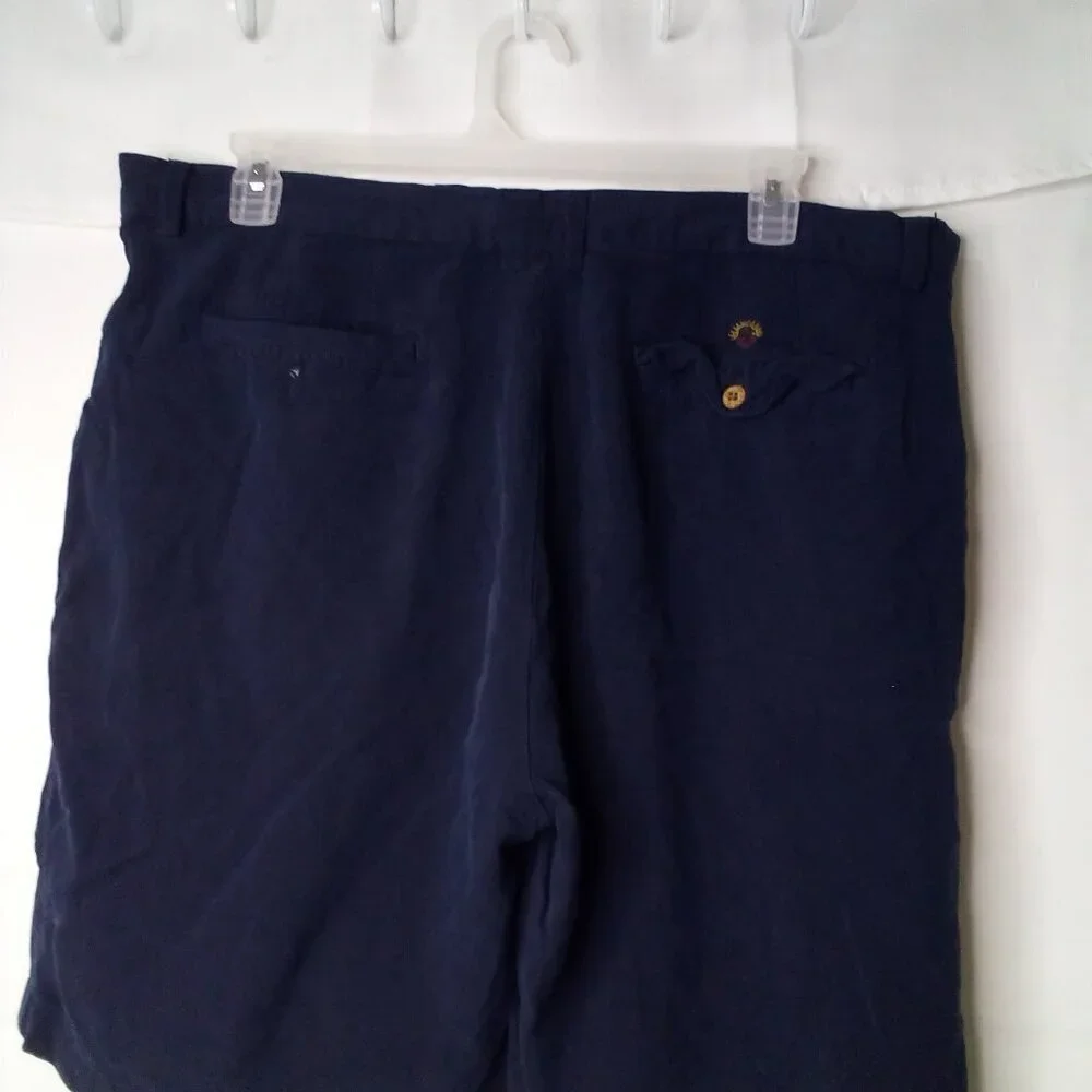 Tommy Bahama Shorts Men 42 100% Silk Pleated Casual Blue